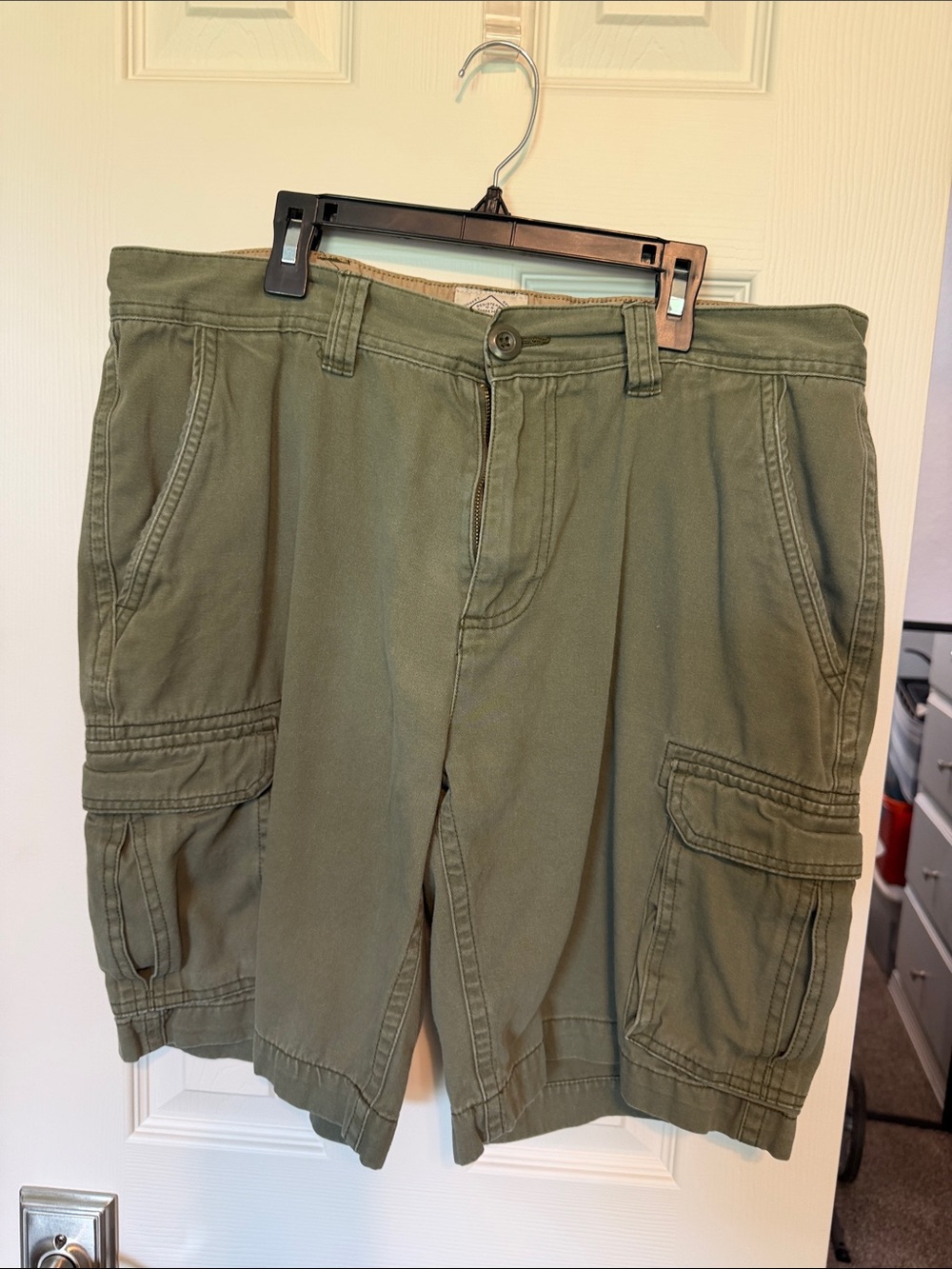 St. John's Bay Olive Green Cargo Shorts with Utility Pockets